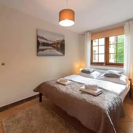Bezowy Sun Seasons 24 W Karpaczu Z Parkingiem I Balkonem By Renters *