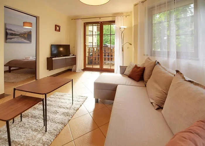 Bezowy Sun Seasons 24 W Karpaczu Z Parkingiem I Balkonem By Renters Karpacz