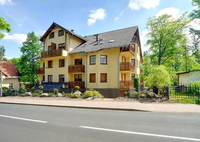 Bezowy Sun Seasons 24 W Karpaczu Z Parkingiem I Balkonem By Renters Appartamento